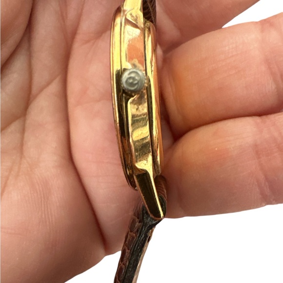 Gucci vintage 3000 watch with strips - Picture 4 of 4